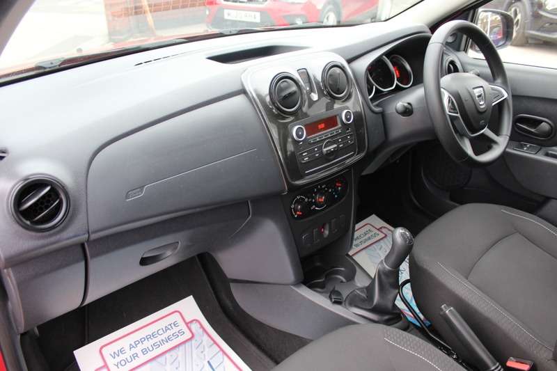 2017 DACIA SANDERO 2017 DACIA SANDERO