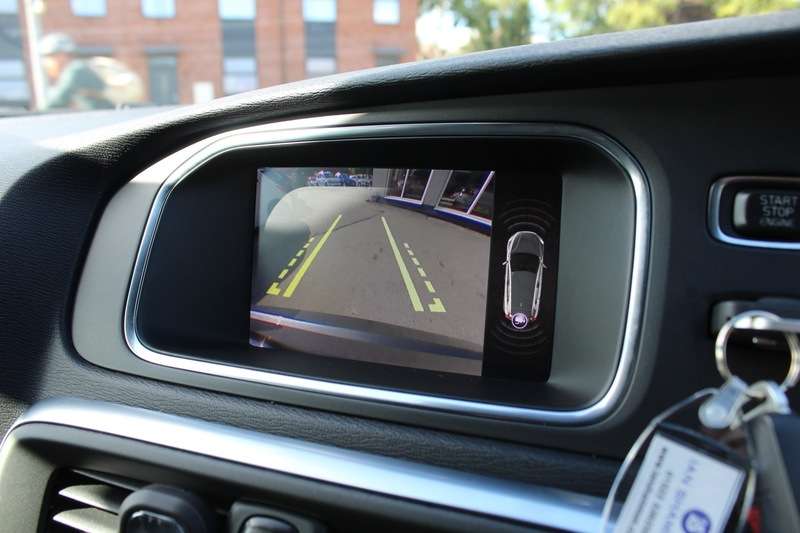 2019 VOLVO V40 2019 VOLVO V40