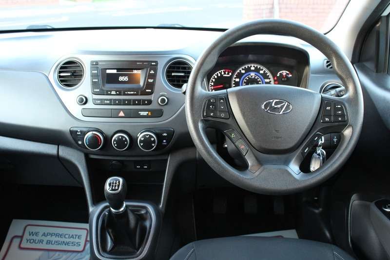 2018 HYUNDAI I10 2018 HYUNDAI I10