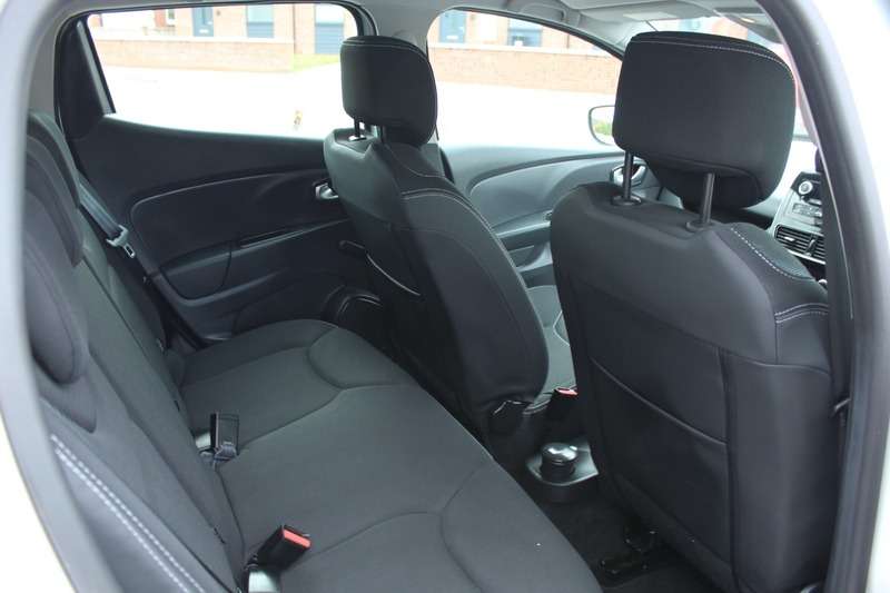 2019 RENAULT CLIO 2019 RENAULT CLIO