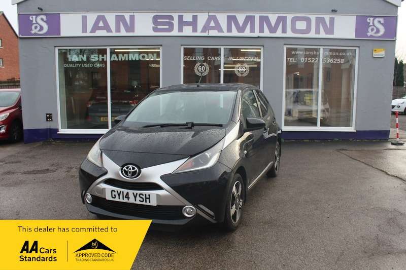 A 2014 TOYOTA AYGO VVT-I X-CLUSIV A 2014 TOYOTA AYGO VVT-I X-CLUSIV