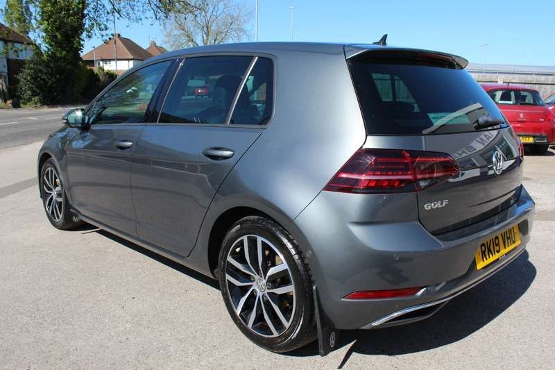 2019 VOLKSWAGEN GOLF 2019 VOLKSWAGEN GOLF