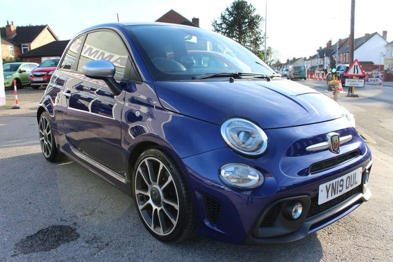 A 2019 ABARTH 500 595 TURISMO A 2019 ABARTH 500 595 TURISMO