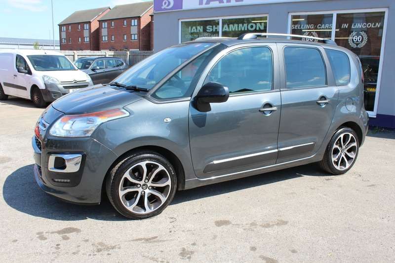 A 2016 CITROEN C3 1.6 BLUEHDI PLATINUM PICASSO A 2016 CITROEN C3 1.6 BLUEHDI PLATINUM PICASSO