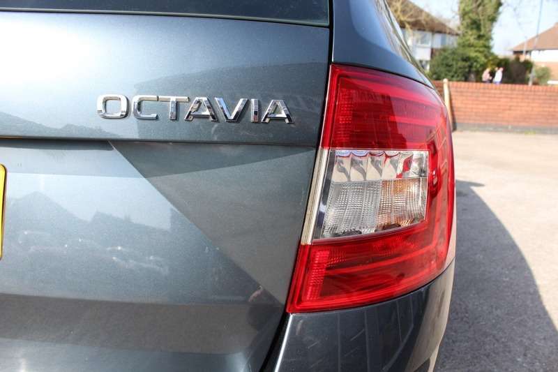 2017 SKODA OCTAVIA 2017 SKODA OCTAVIA