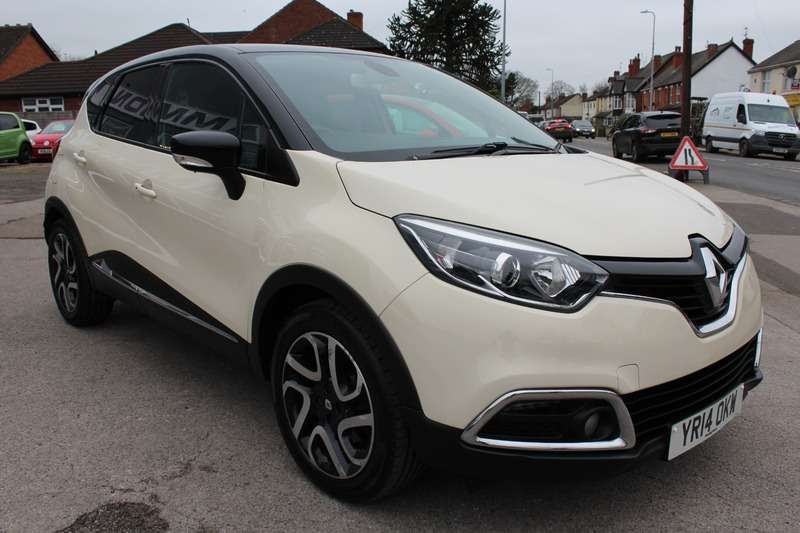 A 2014 RENAULT CAPTUR DYNAMIQUE S MEDIANAV ENERGY DCI S/S A 2014 RENAULT CAPTUR DYNAMIQUE S MEDIANAV ENERGY DCI S/S