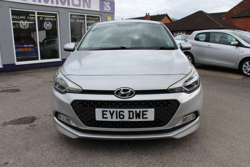 A 2016 HYUNDAI I20 MPI PREMIUM A 2016 HYUNDAI I20 MPI PREMIUM