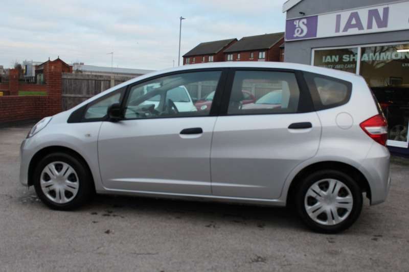 2014 HONDA JAZZ 2014 HONDA JAZZ