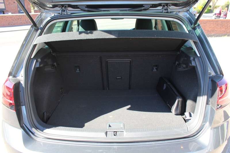 2019 VOLKSWAGEN GOLF 2019 VOLKSWAGEN GOLF