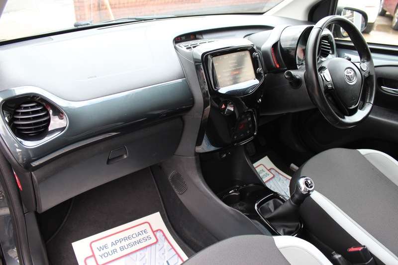 2018 TOYOTA AYGO 2018 TOYOTA AYGO