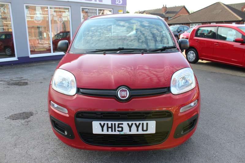 A 2015 FIAT PANDA POP A 2015 FIAT PANDA POP