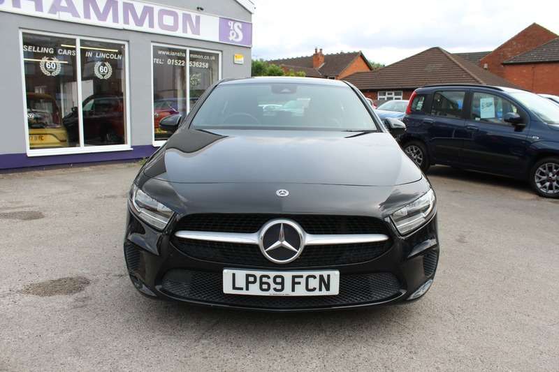 A 2020 MERCEDES A CLASS A180 SE A 2020 MERCEDES A CLASS A180 SE