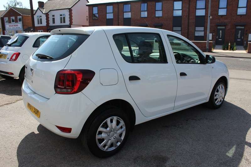2017 DACIA SANDERO 2017 DACIA SANDERO