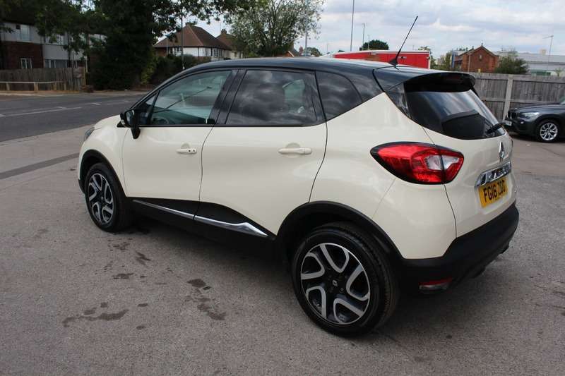A 2016 RENAULT CAPTUR 1.5 DYNAMIQUE S NAV DCI A 2016 RENAULT CAPTUR 1.5 DYNAMIQUE S NAV DCI