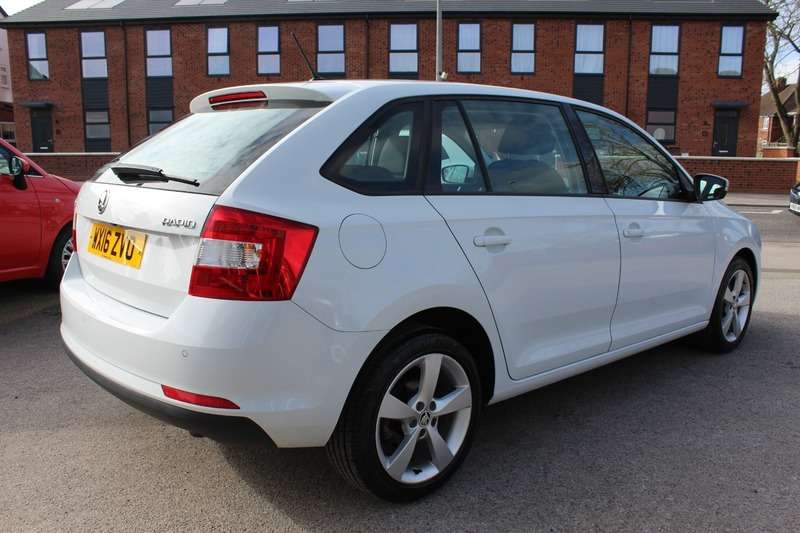 2016 SKODA RAPID 2016 SKODA RAPID