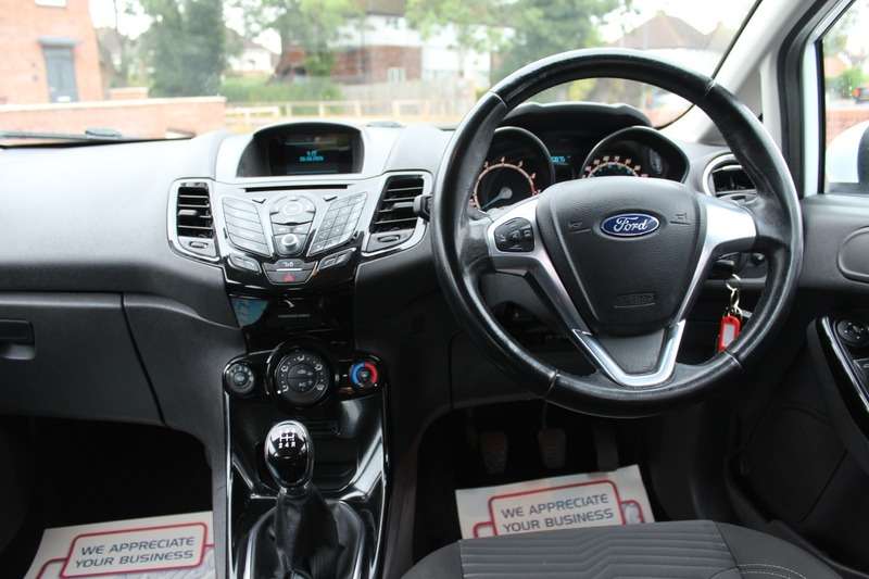 2015 FORD FIESTA 2015 FORD FIESTA