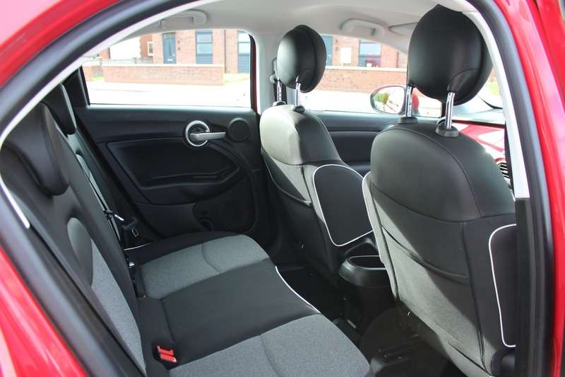 2017 FIAT 500X 2017 FIAT 500X