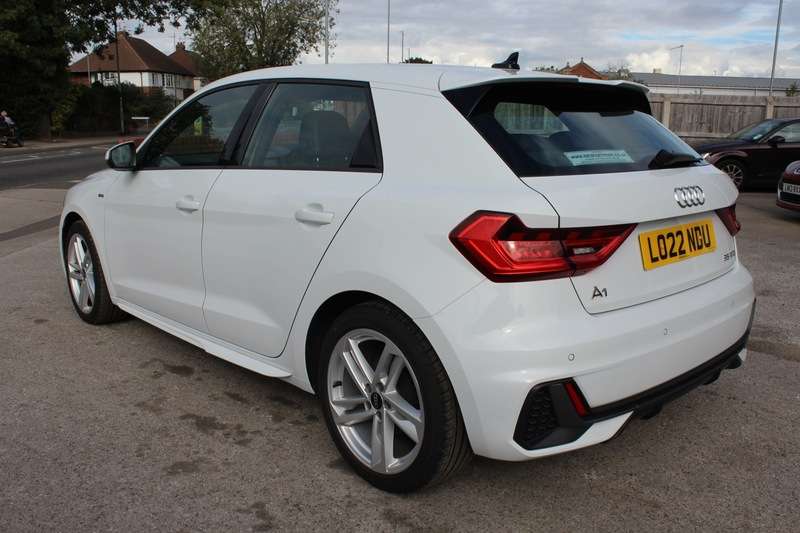 2022 AUDI A1 2022 AUDI A1