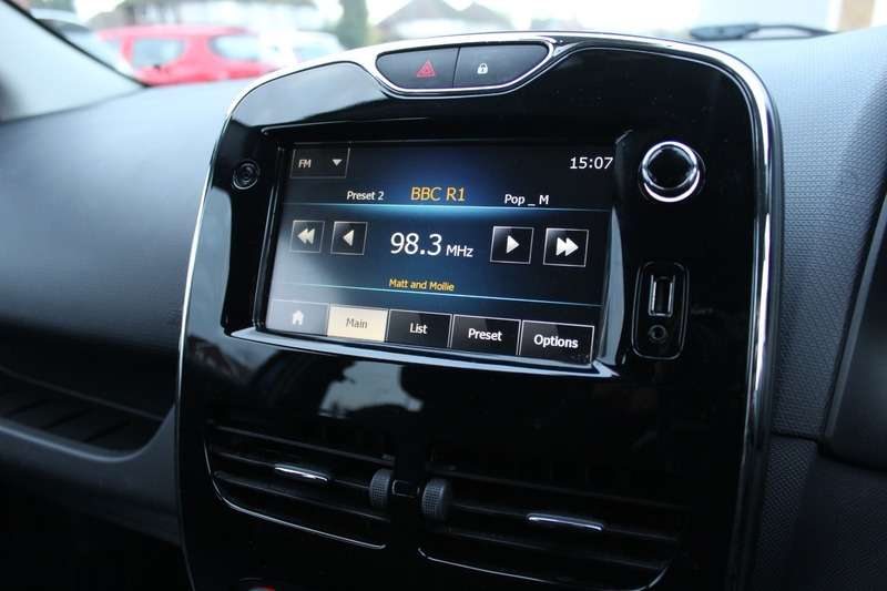 2013 RENAULT CLIO 2013 RENAULT CLIO