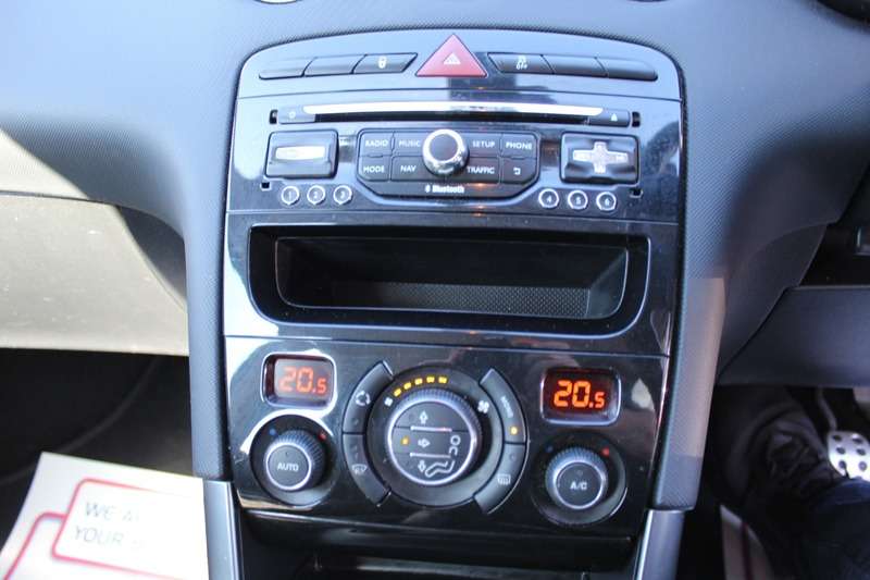 2013 PEUGEOT 308 2013 PEUGEOT 308
