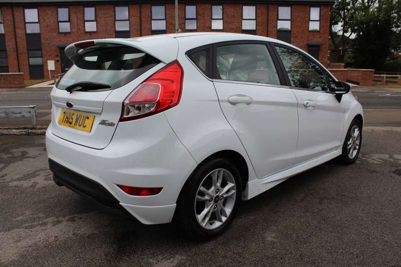 2015 FORD FIESTA 2015 FORD FIESTA