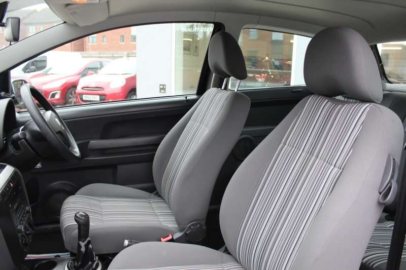 2010 VOLKSWAGEN FOX 2010 VOLKSWAGEN FOX