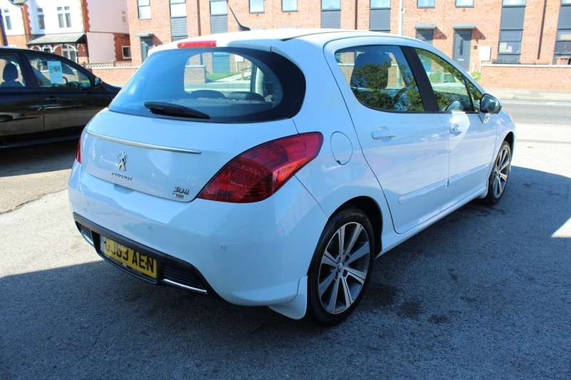 2013 PEUGEOT 308 2013 PEUGEOT 308
