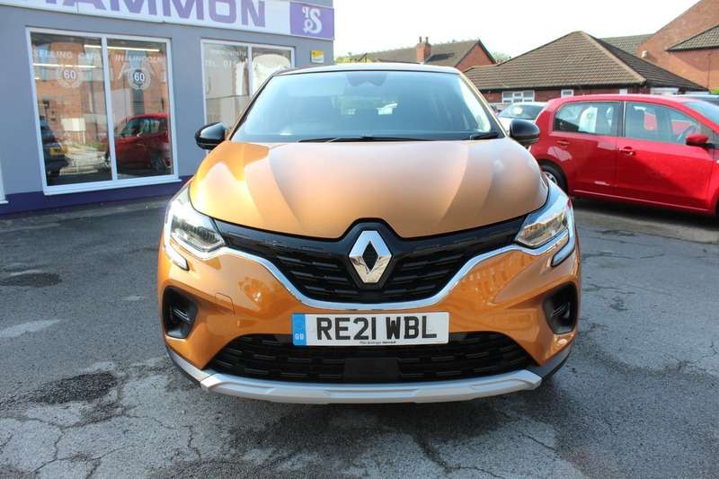 A 2021 RENAULT CAPTUR PLAY TCE A 2021 RENAULT CAPTUR PLAY TCE