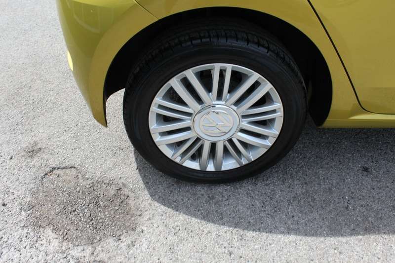 2017 VOLKSWAGEN UP 2017 VOLKSWAGEN UP