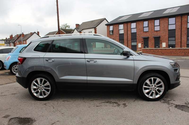 A 2019 SKODA KAROQ 1.5 SE L TSI A 2019 SKODA KAROQ 1.5 SE L TSI