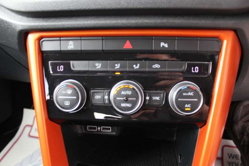 2018 VOLKSWAGEN T-ROC 2018 VOLKSWAGEN T-ROC