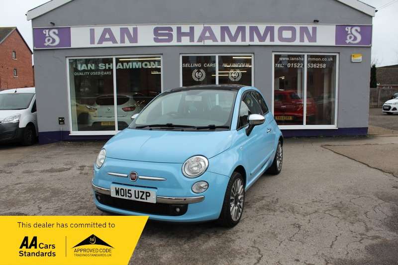 A 2015 FIAT 500 CULT A 2015 FIAT 500 CULT