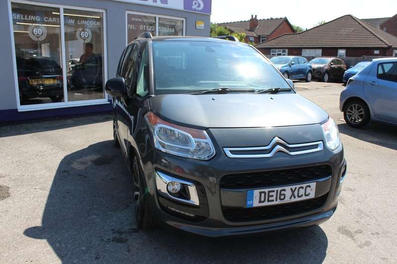 A 2016 CITROEN C3 1.6 BLUEHDI PLATINUM PICASSO A 2016 CITROEN C3 1.6 BLUEHDI PLATINUM PICASSO