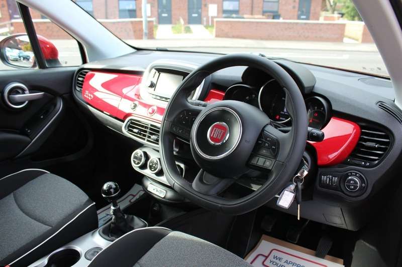 2017 FIAT 500X 2017 FIAT 500X
