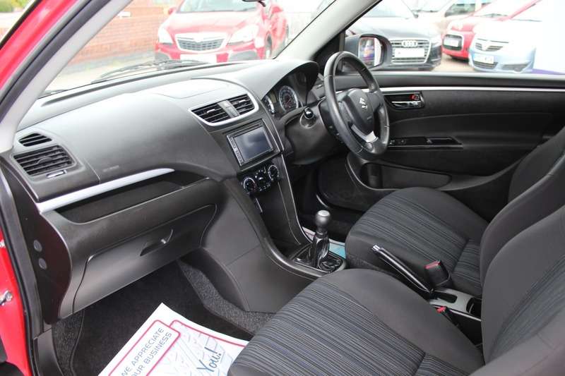 2015 SUZUKI SWIFT 2015 SUZUKI SWIFT