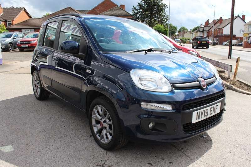A 2019 FIAT PANDA 1.2 LOUNGE A 2019 FIAT PANDA 1.2 LOUNGE