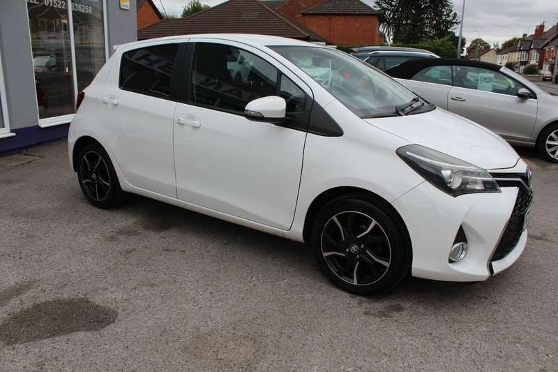 2015 TOYOTA YARIS 2015 TOYOTA YARIS