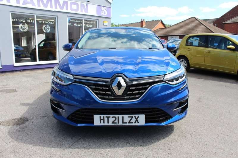 A 2021 RENAULT MEGANE ICONIC DCI A 2021 RENAULT MEGANE ICONIC DCI