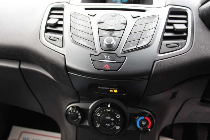 2015 FORD FIESTA 2015 FORD FIESTA