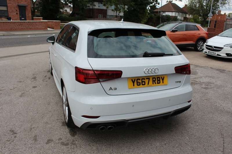 A 2017 AUDI A3 TFSI S LINE A 2017 AUDI A3 TFSI S LINE