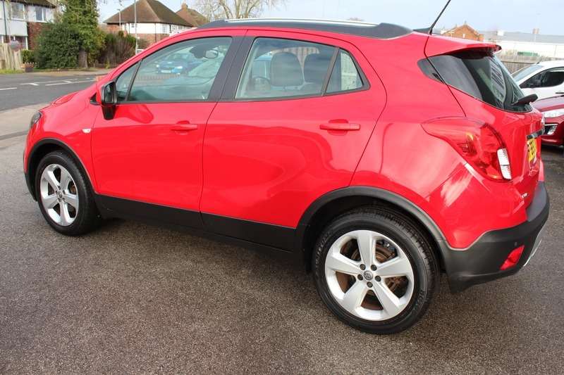 A 2015 VAUXHALL MOKKA 1.6 EXCLUSIV S/S A 2015 VAUXHALL MOKKA 1.6 EXCLUSIV S/S