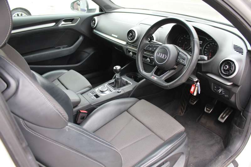 2017 AUDI A3 2017 AUDI A3