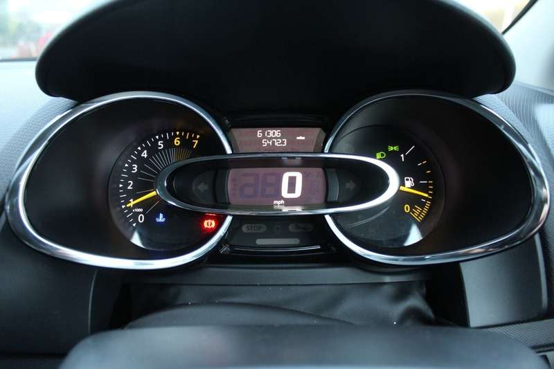 2013 RENAULT CLIO 2013 RENAULT CLIO