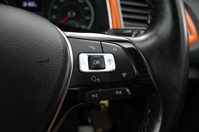 2018 VOLKSWAGEN T-ROC 2018 VOLKSWAGEN T-ROC