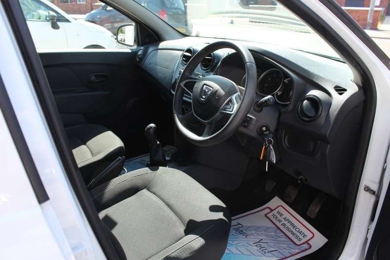 2017 DACIA SANDERO 2017 DACIA SANDERO