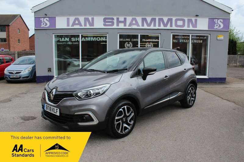 A 2018 RENAULT CAPTUR ICONIC TCE A 2018 RENAULT CAPTUR ICONIC TCE