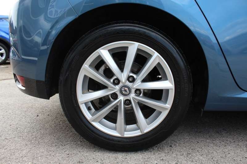 2017 RENAULT MEGANE 2017 RENAULT MEGANE