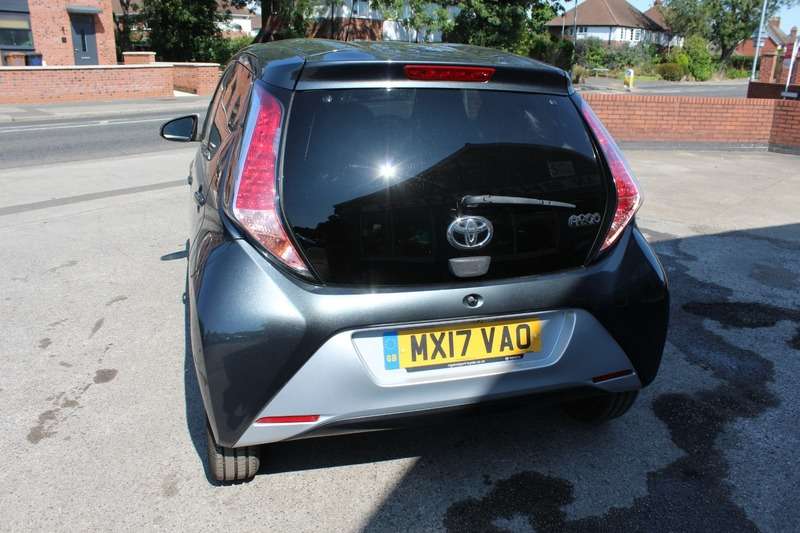A 2017 TOYOTA AYGO 1.0 VVT-I X-STYLE X-SHIFT A 2017 TOYOTA AYGO 1.0 VVT-I X-STYLE X-SHIFT