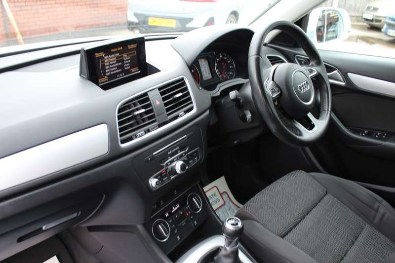 2018 AUDI Q3 2018 AUDI Q3