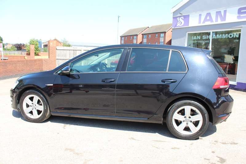 2017 VOLKSWAGEN GOLF 2017 VOLKSWAGEN GOLF